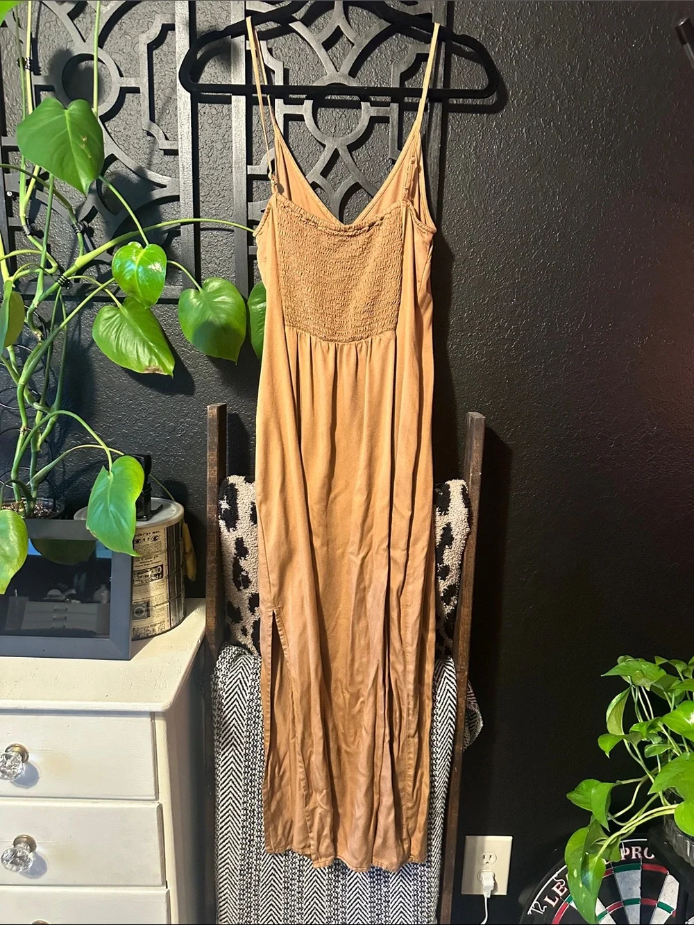 Old Navy simple tan